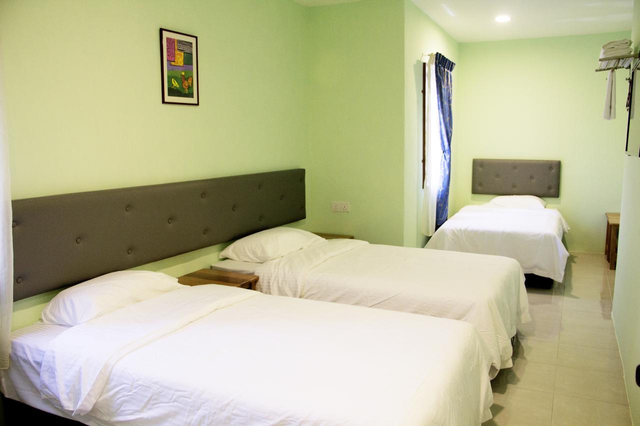 Angel Resthouse Hotel Куала Теренгану Екстериор снимка