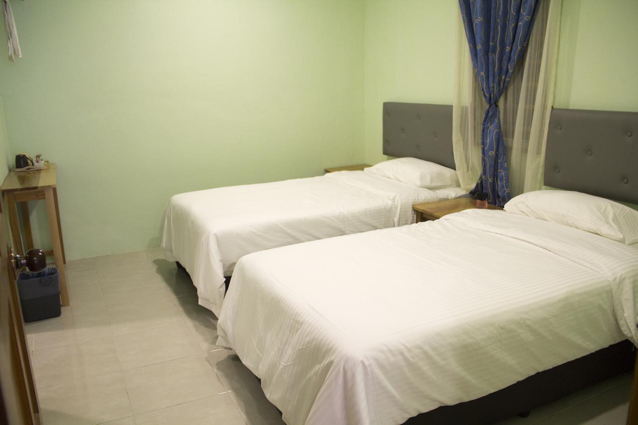 Angel Resthouse Hotel Куала Теренгану Екстериор снимка